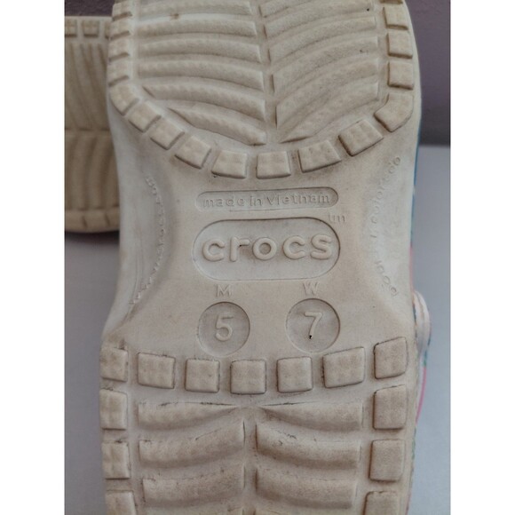 Crocs Classic Rainbow Watercolors Tye-Dye Men’s Clog Size 7 Women's/ Men's 5 - Picture 8 of 8